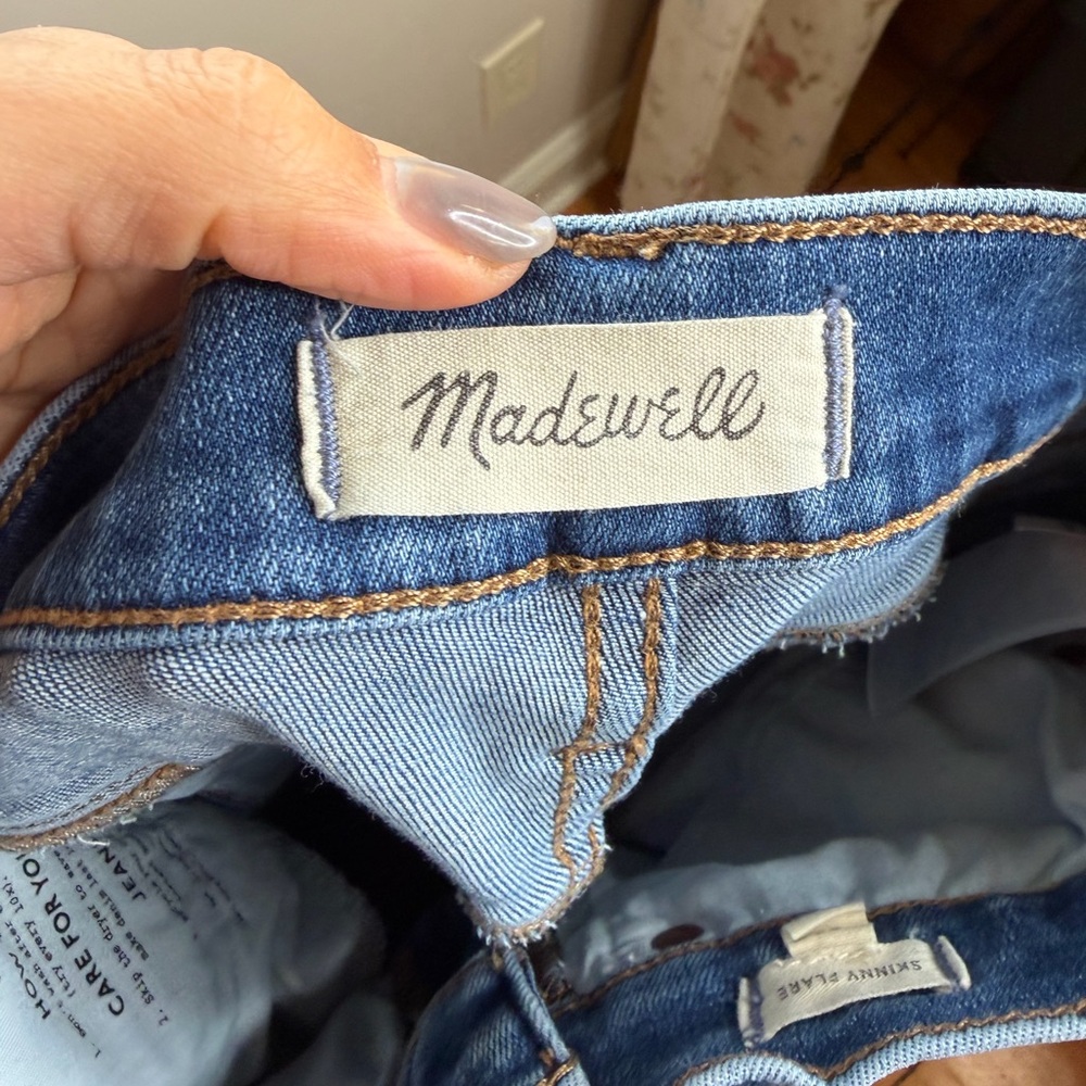 Classic Blue Women's Jeans - Picture 9 of 11
